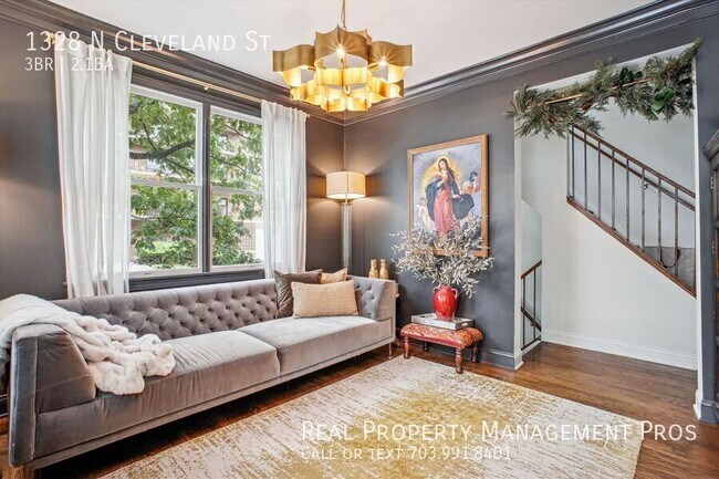 Primary Photo - 1328 N Cleveland St