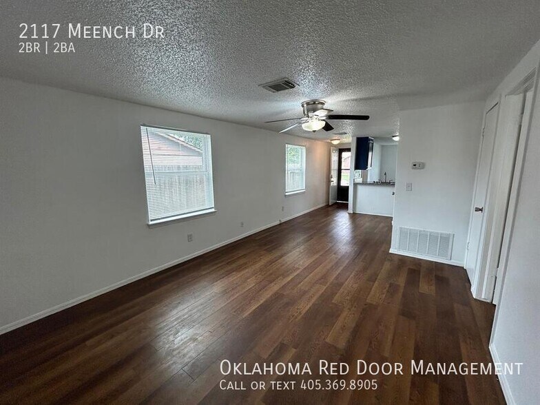 Building Photo - 2117 Meench Dr