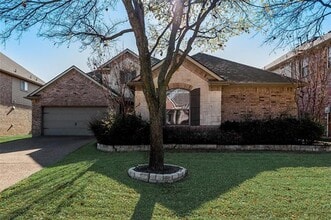 Building Photo - 945 Pheasant Dr