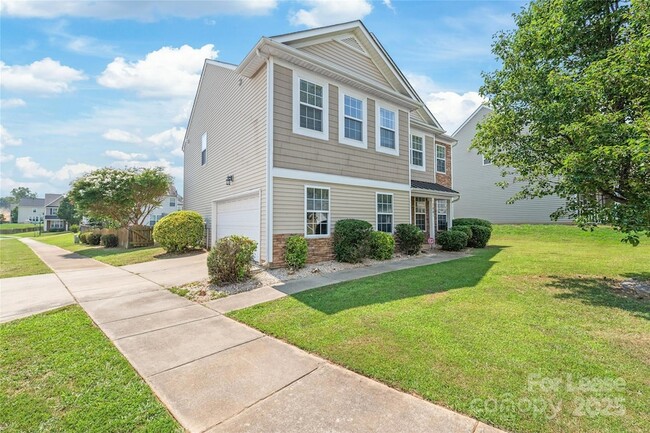 Building Photo - 7001 Dacian Ln