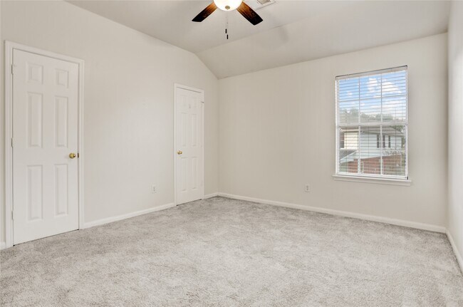 Building Photo - 2507 Willow Springs Ln