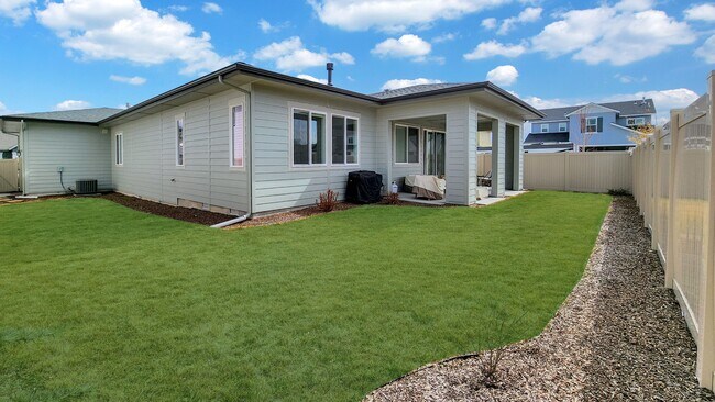 Building Photo - 5457 S Polaris Ave