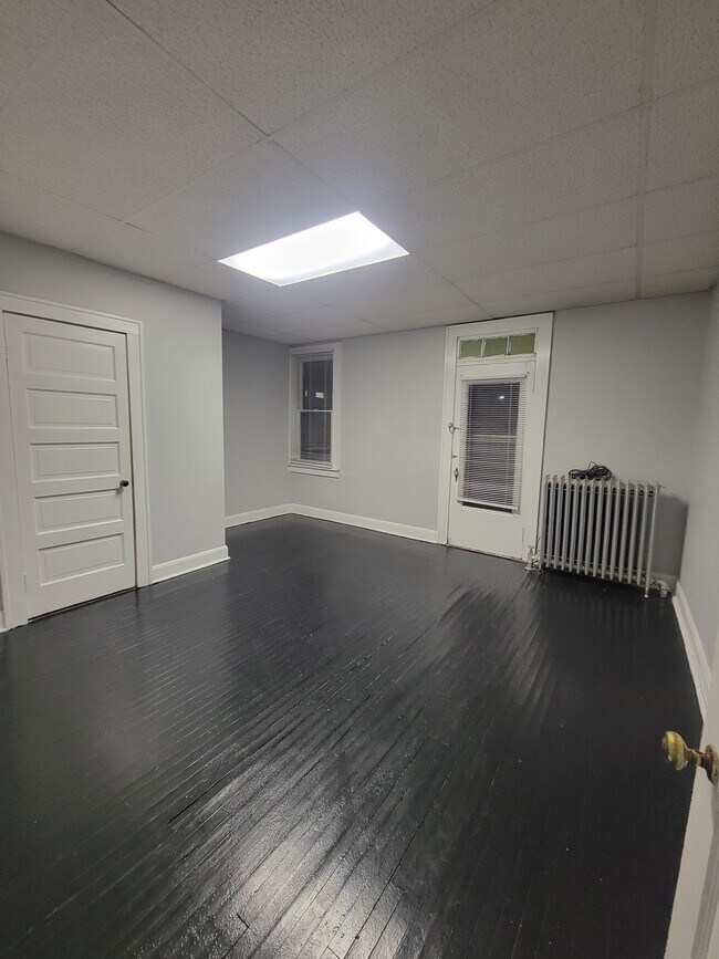 Building Photo - 417 Beaver St