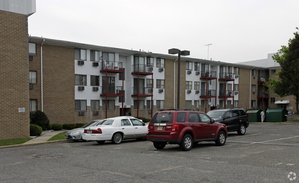 Twin River Gardens - Nutley Crossings