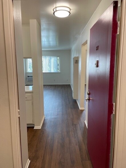 Unit 217 Entry View - La Villa Mesa