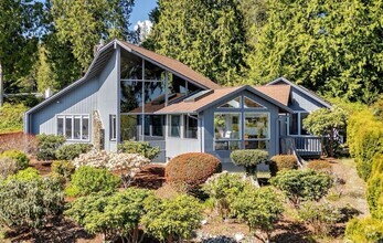 Building Photo - Port Ludlow view home available for short ...