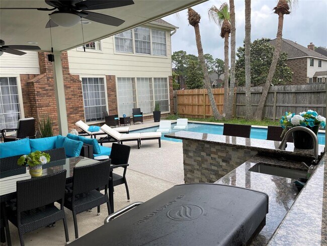 Building Photo - 4103 Pebble Beach Dr