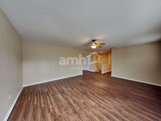 Building Photo - 325 Van Gogh Cir