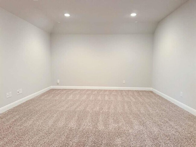 Building Photo - 3804 Tango Ct