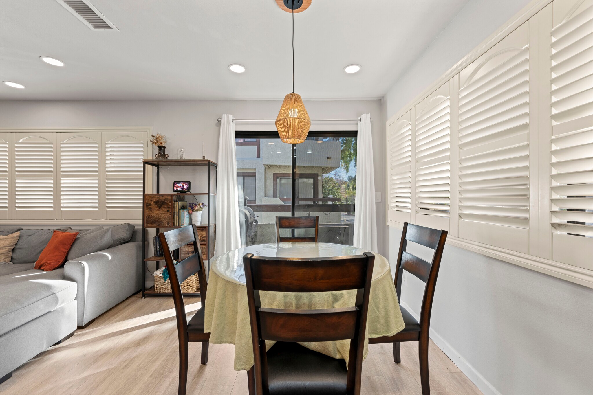 Building Photo - 18122 Sundowner Way