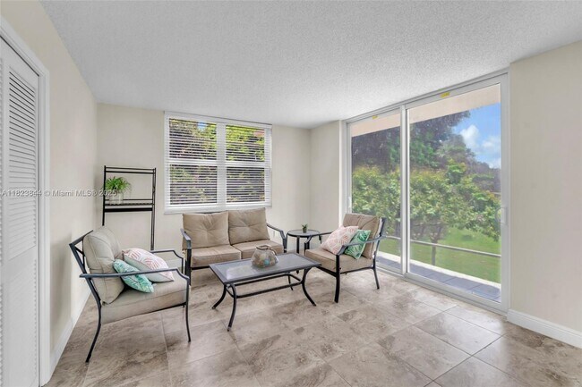 Building Photo - 4000 Cypress Grove Way