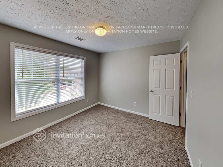 Building Photo - 207 Winterbury Dr