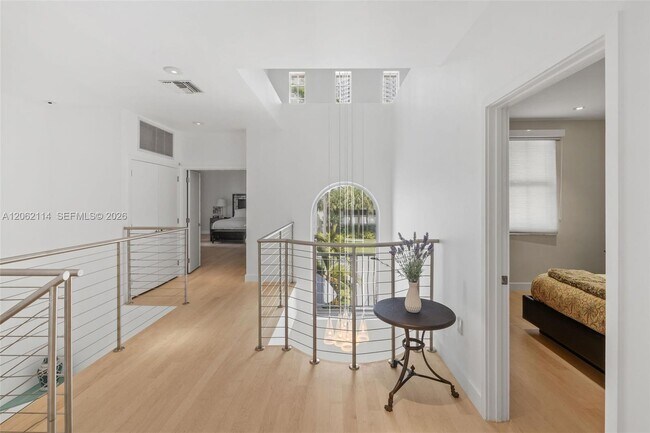 Building Photo - 21103 NE 38th Ave