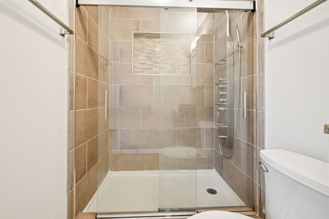 Building Photo - 21 Winchester Ct