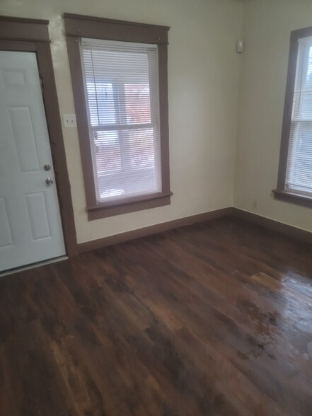 Building Photo - 1259 Pearl St