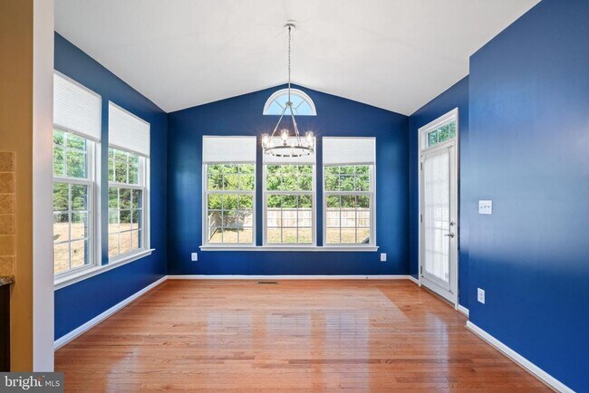 Building Photo - 3175 Fledgling Cir