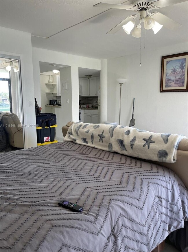 Building Photo - 6484 Indian Creek Dr