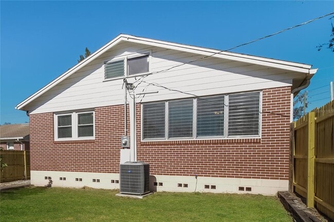 Building Photo - 840 N Florida Ave