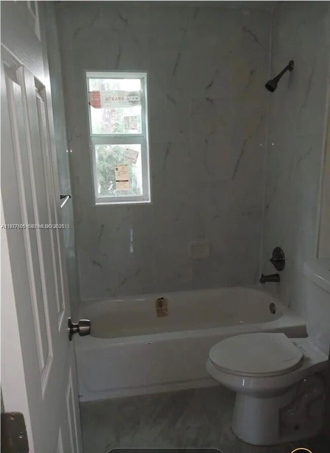 Building Photo - 3384 NW 18th Ct