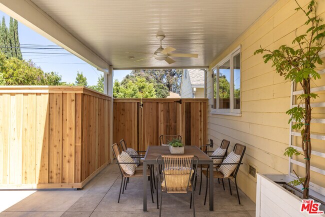 Building Photo - 3544 Gardenia Ave