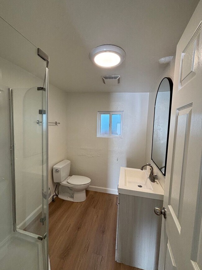 Building Photo - 8060 Kyle St