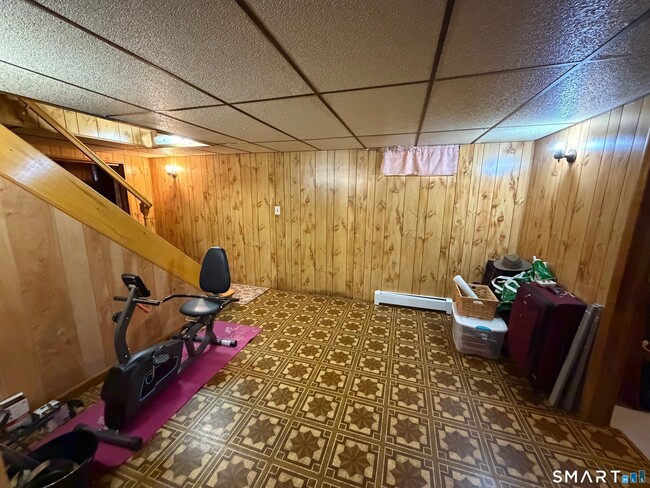 Building Photo - 23 Magnolia St