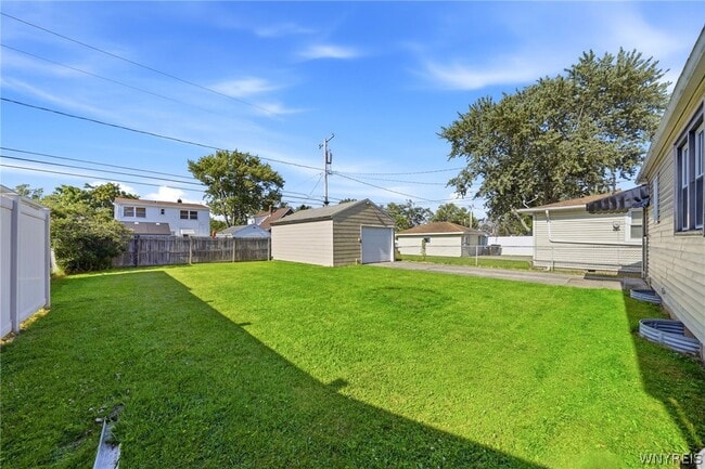 Building Photo - 66 Cleveland Dr