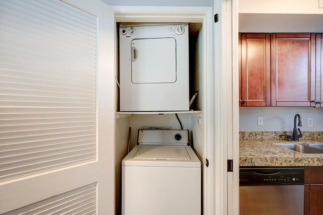 Building Photo - Ready to View Now! Arcadia Lite - 2 bedroom/1 Bath- Adorable Condo and Community-W/T/S are included!