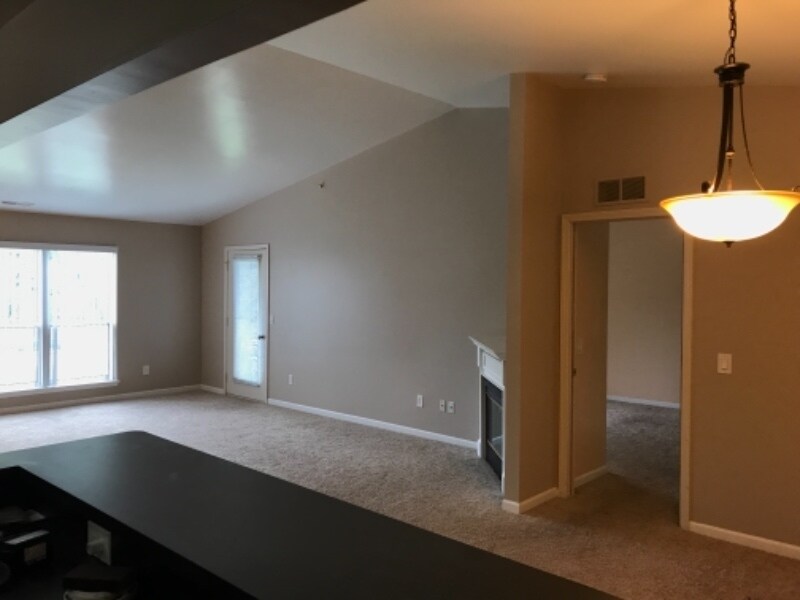 Building Photo - 26905 Carrington Pl