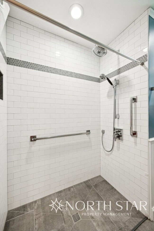 Building Photo - Charming Home in Coveted First Addition Ne...