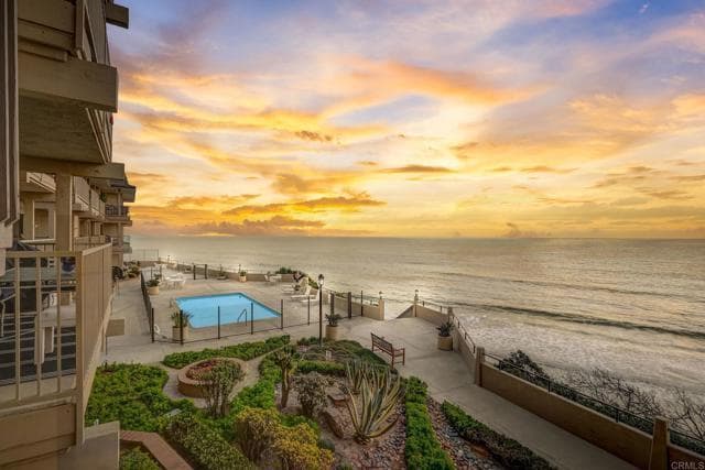 Building Photo - 861 Beach Front Dr