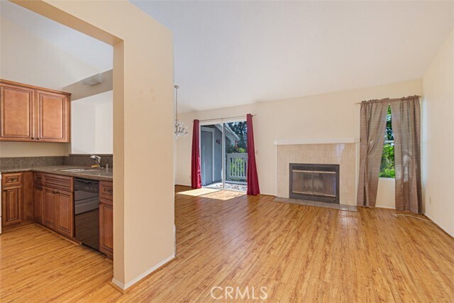 Building Photo - 22 Campton Pl