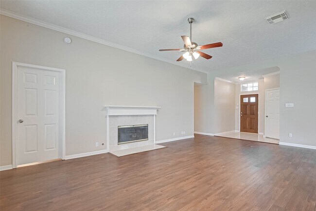 Building Photo - 2224 Palm Lagoon Dr