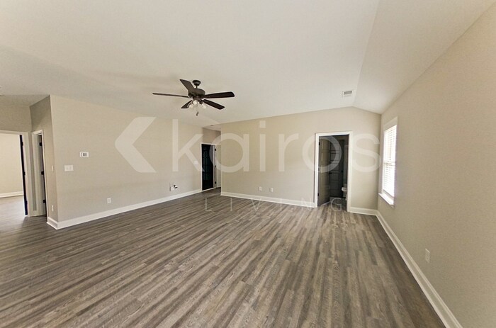 Building Photo - 120 Allentown Ln