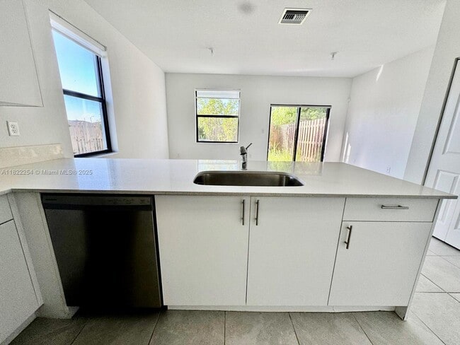 Building Photo - 13265 SW 285th St