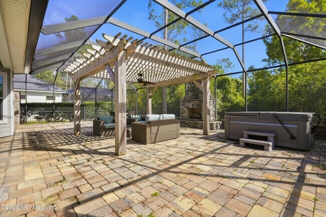 Building Photo - 80 Lazy Crest Dr
