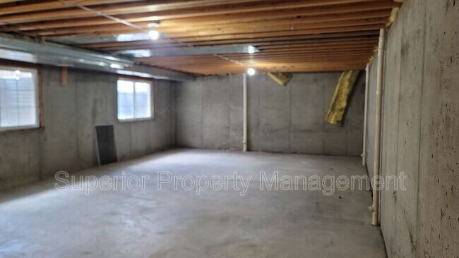 Building Photo - 2619 Sagebrush Ave