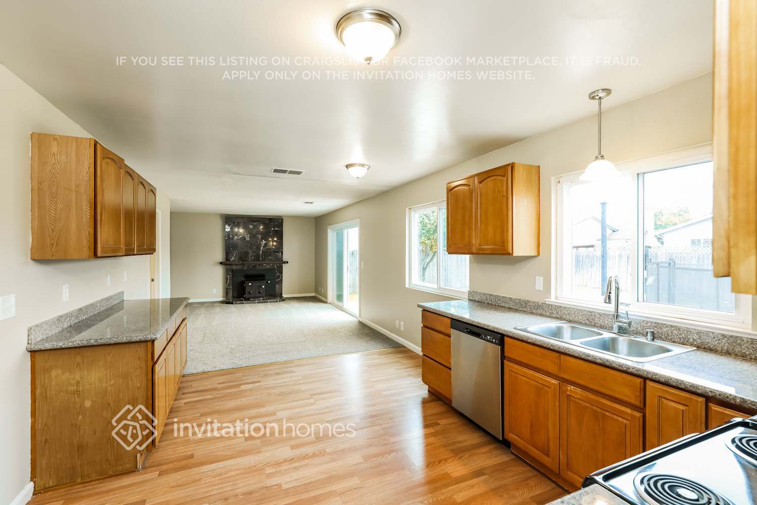 Building Photo - 824 Blue Bill Way