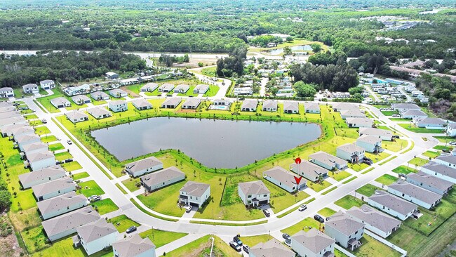 Building Photo - 5929 SE Sky Blue Cir