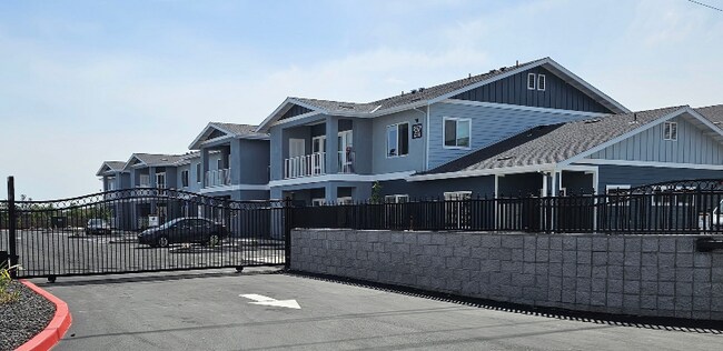 Primary Photo - 6470 Stockton Blvd