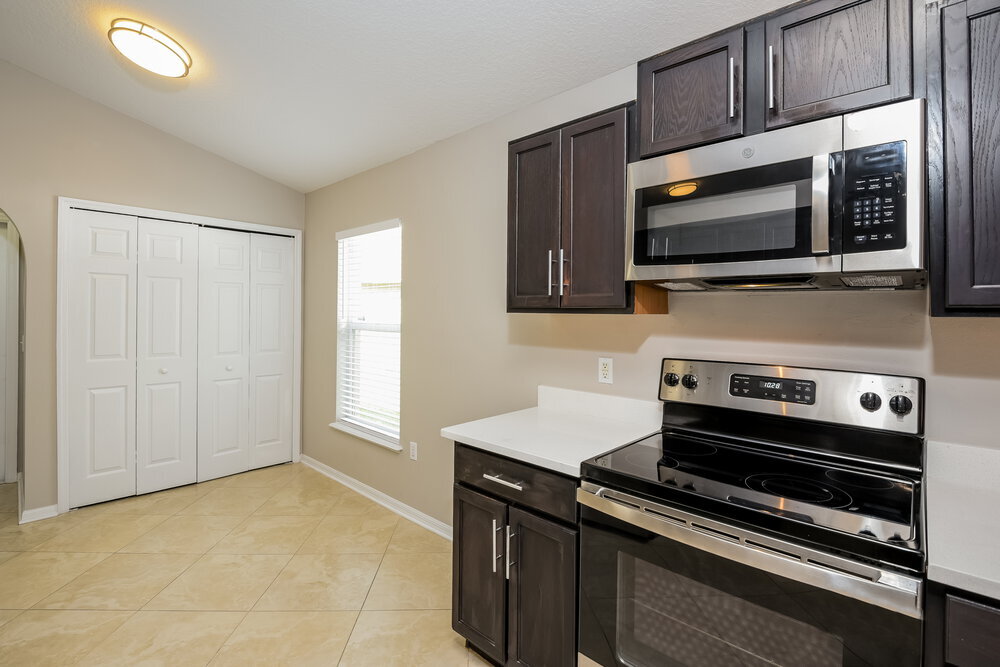 Building Photo - 16945 Corner Bay Ct