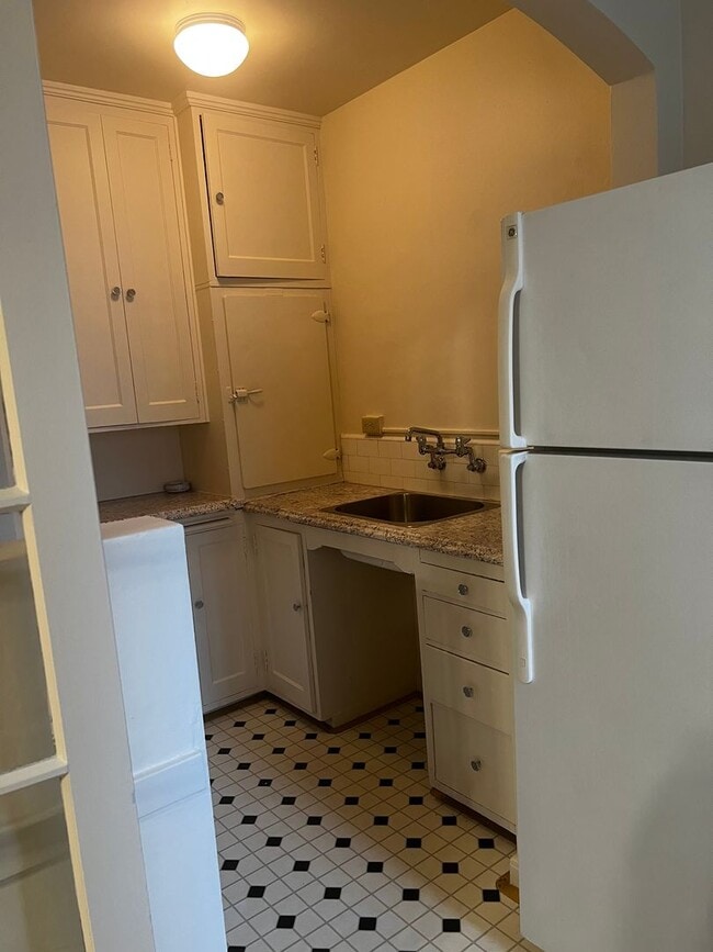 Interior Photo - Conrad