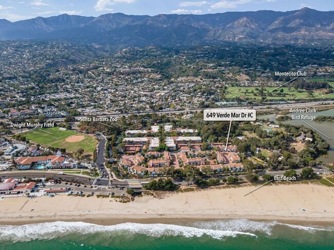 Primary Photo - This wonderful East Beach Townhome Awaits!