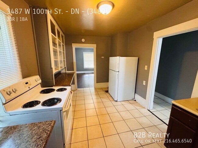 Building Photo - 3487 W 100th St