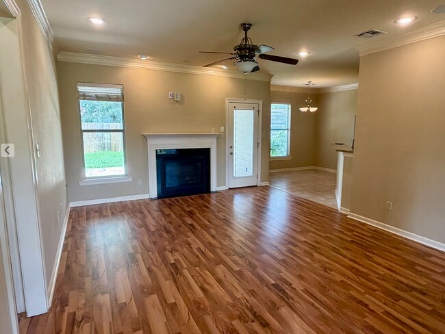 Building Photo - 212 Chevalier Blvd