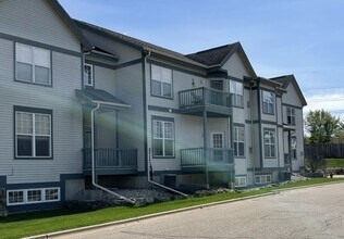 Building Photo - Verona Schools! Awesome 2BR/2BA townhouse-style condo for rent on West Side!