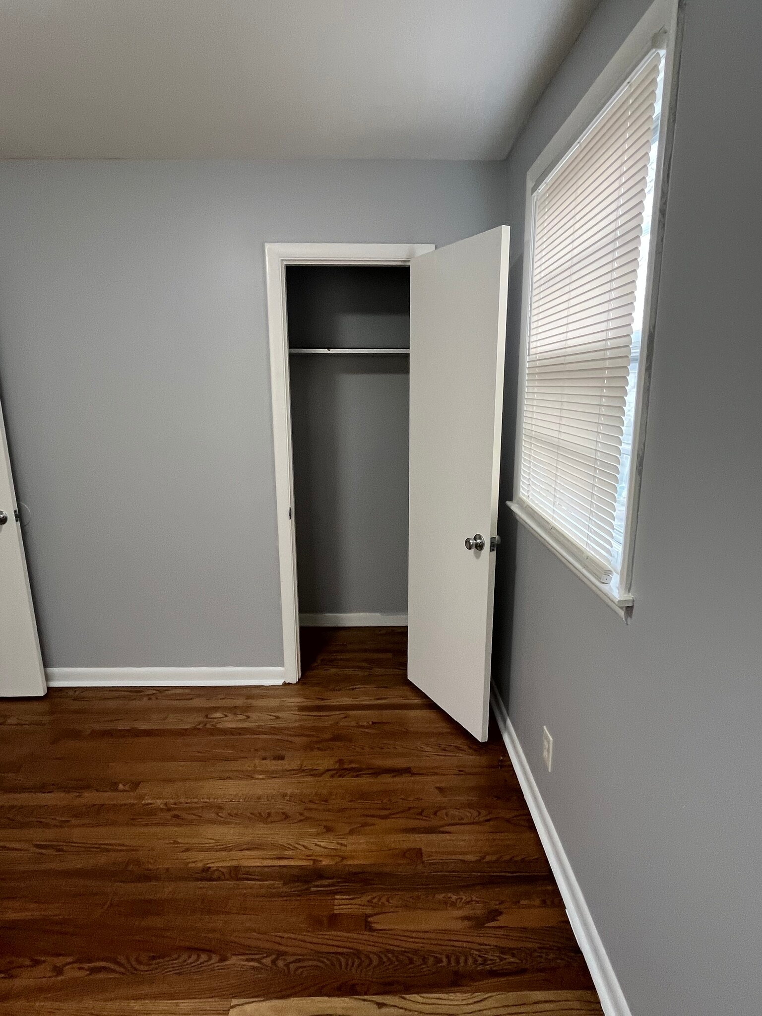 Building Photo - 3238 Panorama Dr