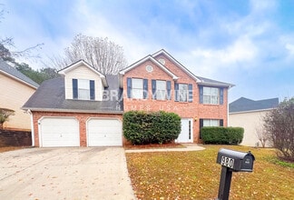 Building Photo - 980 Brigade St