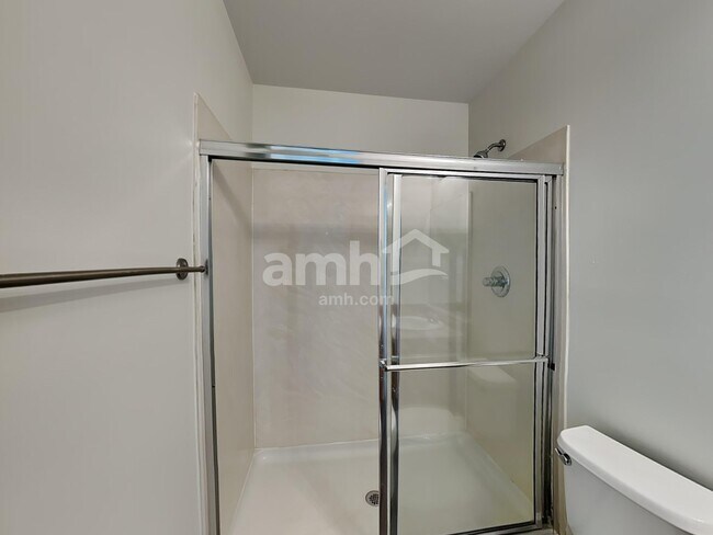 Building Photo - 402 Annaberg Ln
