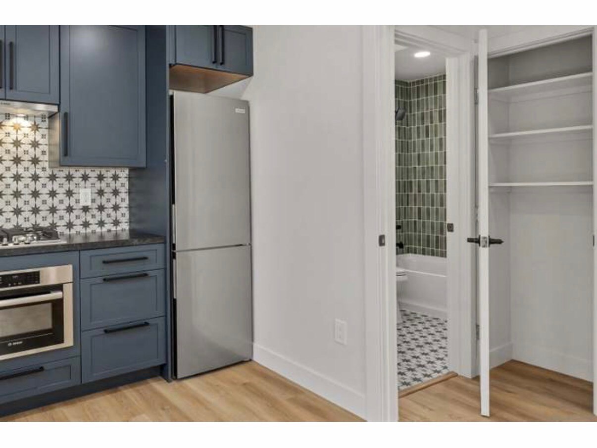 Building Photo - 3193 Juniper St